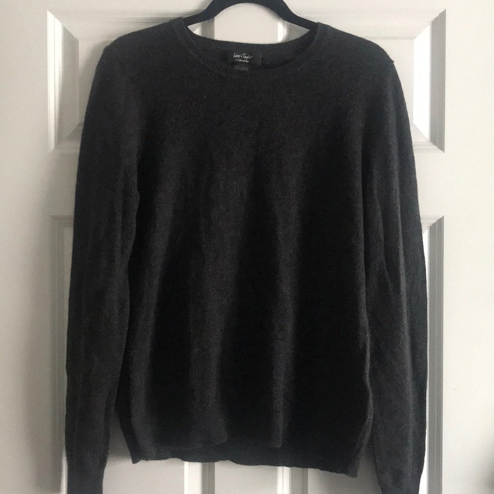 NWT 100% cashmere charcoal grey crew neck sweater